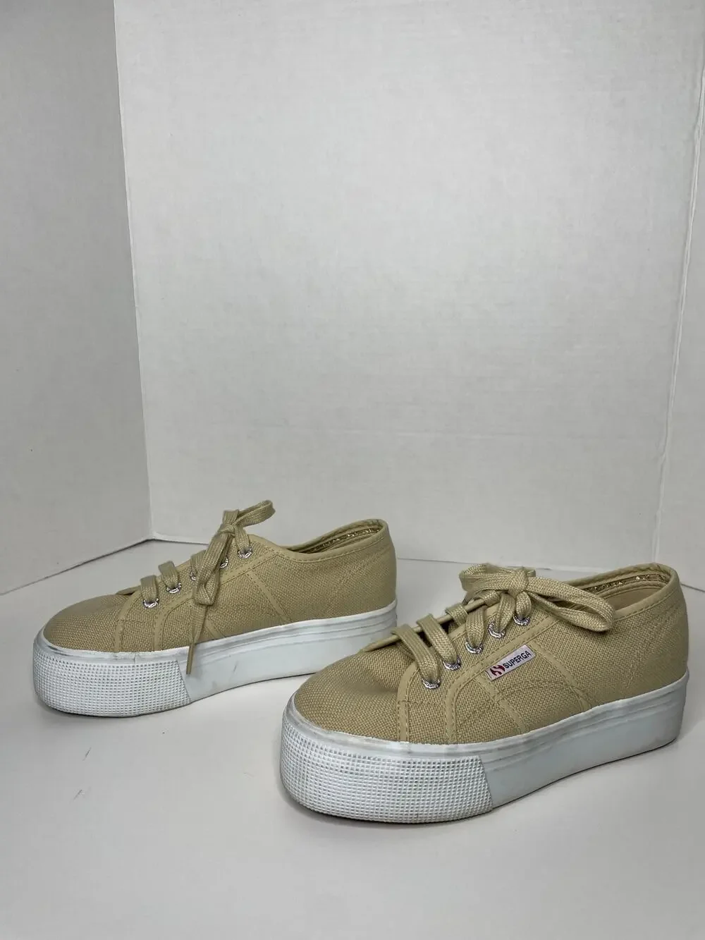 SUPERGA 2790 Womens Platform Lace Up Sneakers 36